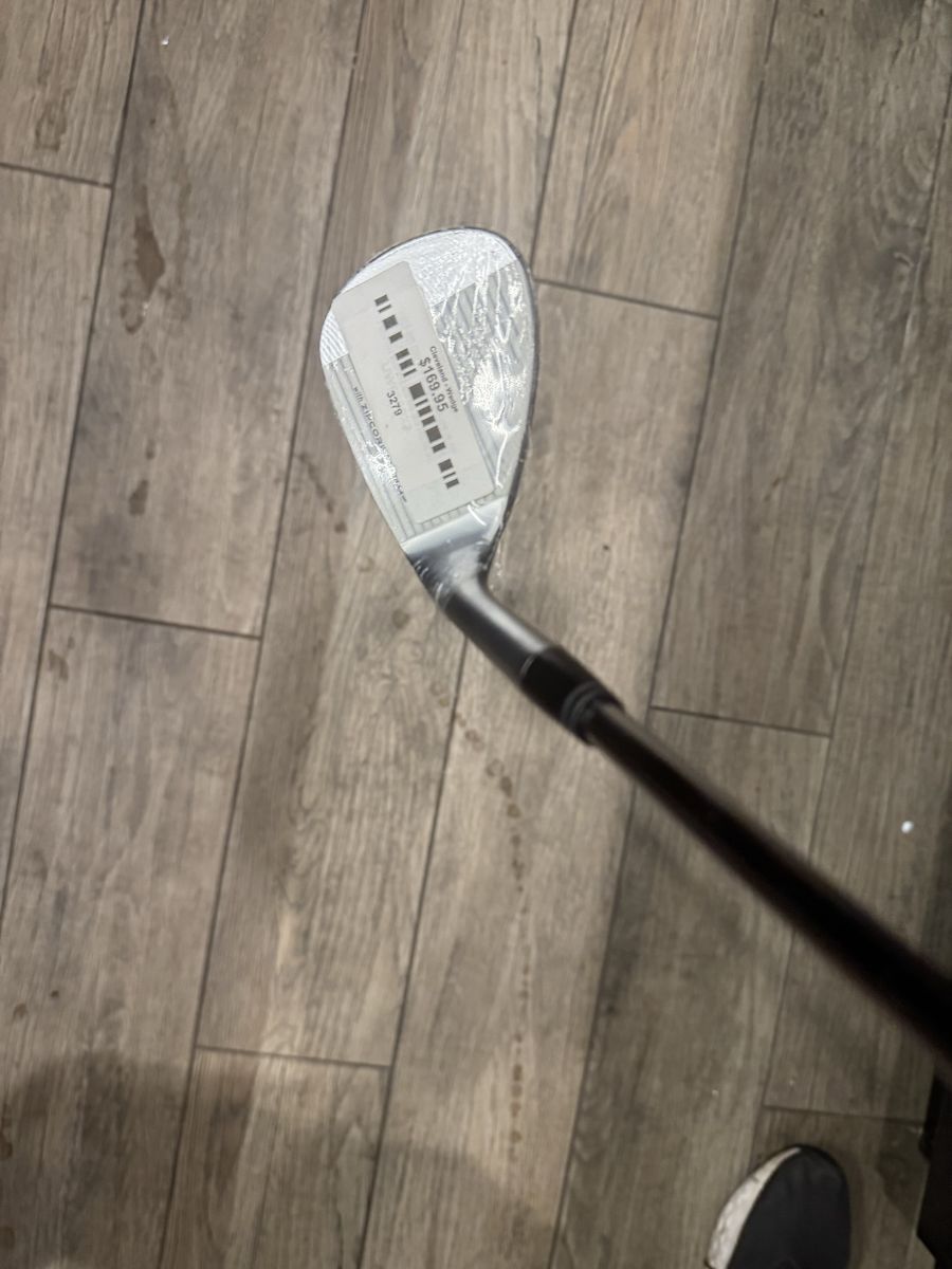Cleveland CBX ZipCore Wedge  58 -New with KBS Shaft