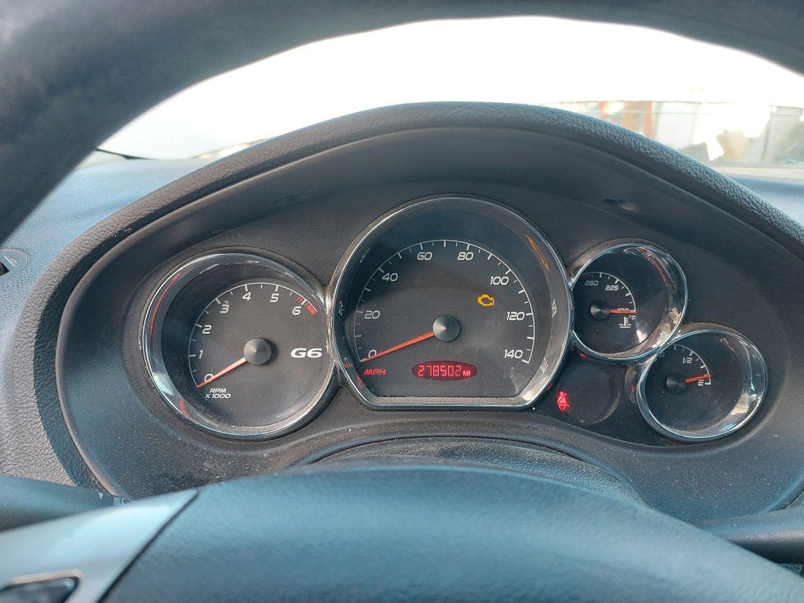 PARTING OUT  2006 Pontiac  G6 parts for sale 2.4