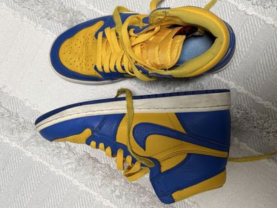 Nike Air Jordan 1 Retro High OG Blue and Yellow Sneakers 8.5 women