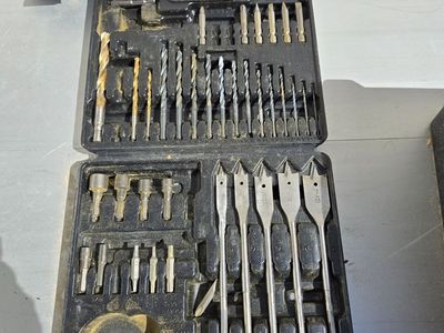 Assorted Drill Bit Set - Hex Shank, Spade, Twist Bits in Hard Case