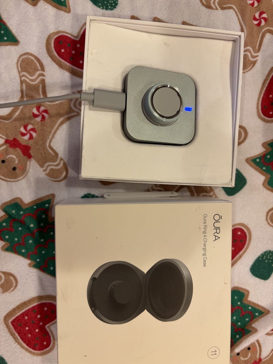 Oura Ring Charger and Charging Case - Size 10Compatible, Grey