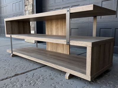 Quincy Tv Stand 70" Wide - Brown Oak