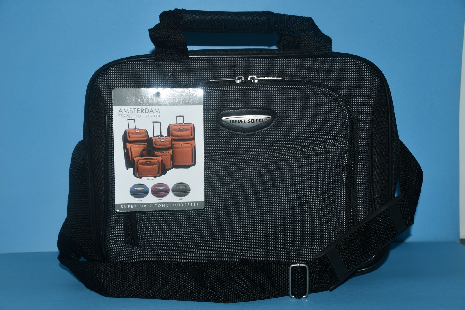 NEW TRAVEL TOTE  BAG ~ ZIPPERED ~ 11" H x 14" W x 5" D ~ HANDLE & SHOULDER STRAP ~ NEVER USED ~ NICE!