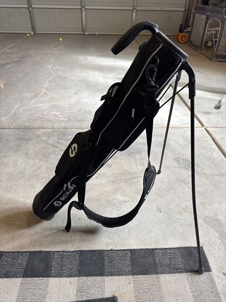 Sunday Golf Club Lightweight Tripod Bag