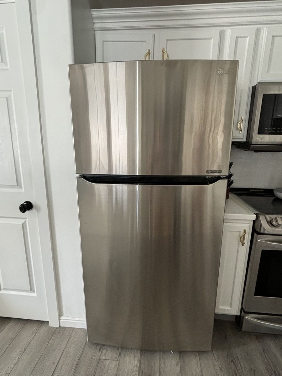 LG Top Freezer Refrigerator