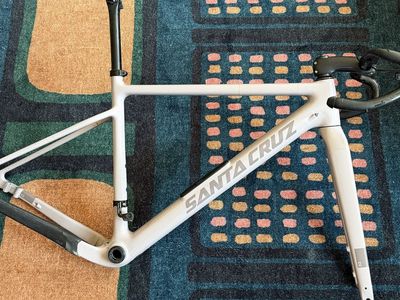 Santa Cruz Stigmata V4 Frame