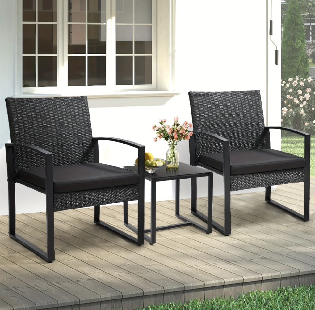 New in Box Outdoor Patio Set – 2 Chairs + Table