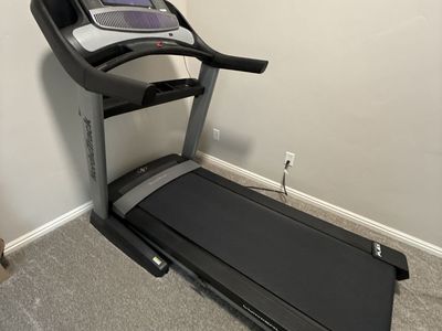NordicTrack Commercial 2450 Folding Treadmill with Touchscreen iFit