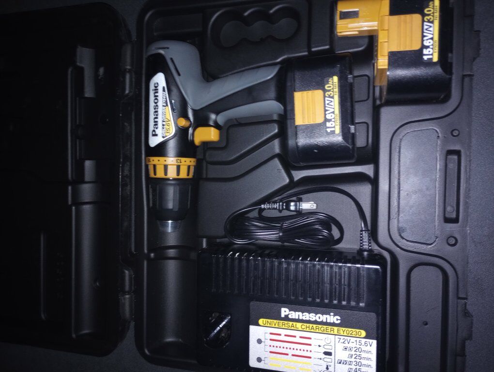 Panasonic cordless screw gun