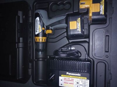 Panasonic cordless screw gun