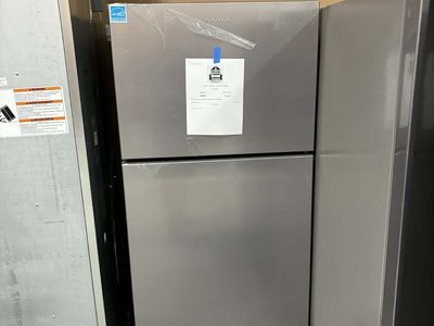 NEW AMANA 19 C FT STAINLESS TOP FREEZER FRIDGE