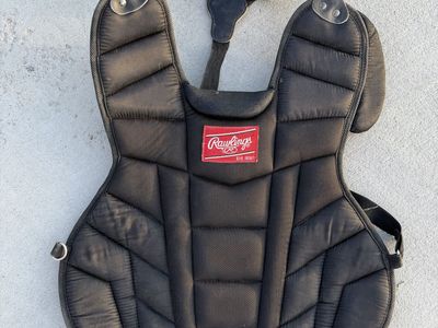Catcher chest protector