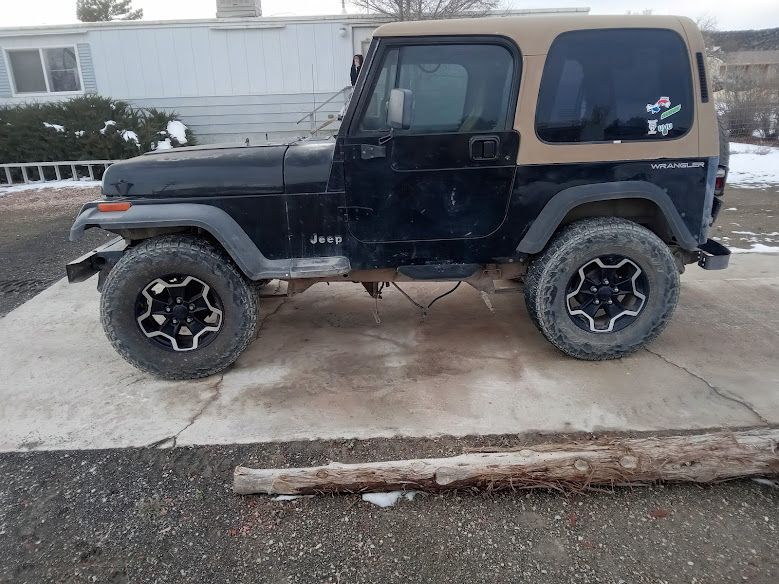 moving must sell   1995 wrangler