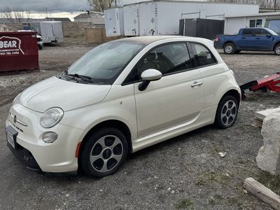 2015 Fiat 500e Base