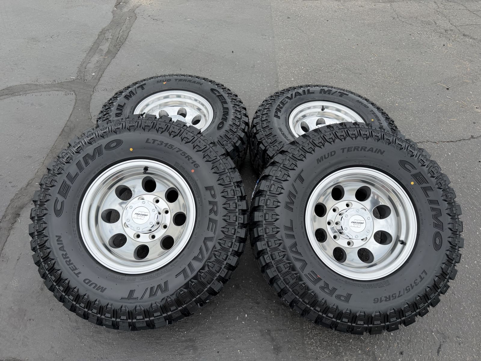 Ne wLT315/75r16 Celimo MT Polished Mod Alloy American Racing 8x6.5 Ram Cummins Ford OBS Ford F250 F350 Powerstroke Chevy GMC w