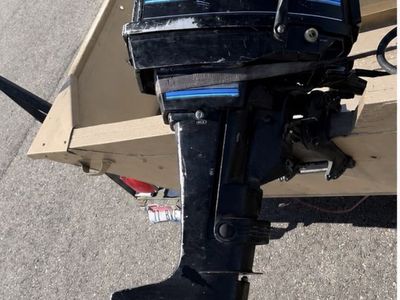 9.8HP Mercury outboard motor
