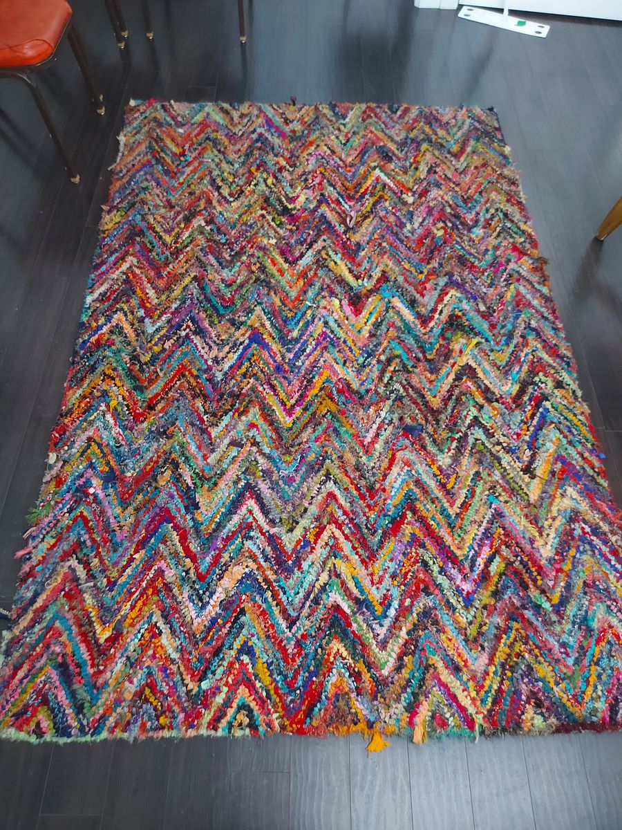 5'x7' Area Rug – Living / Dining Room – Good Condition $49