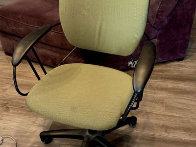 Green Office Desk Chair