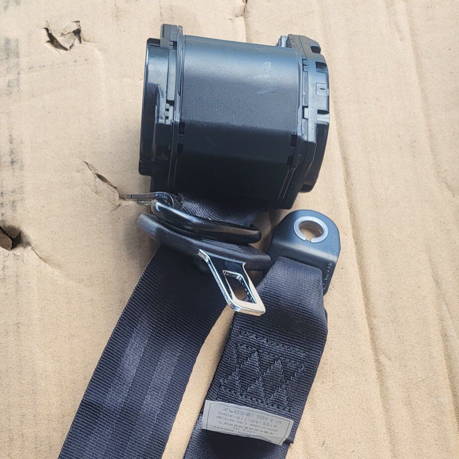 Retractable Seat Belt replacement 43321B Universal