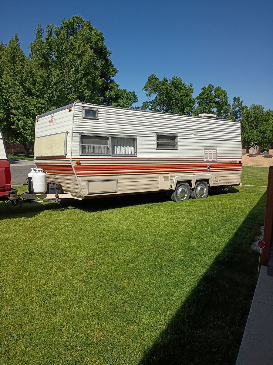 1980 Prowler 24' Camp Trailer