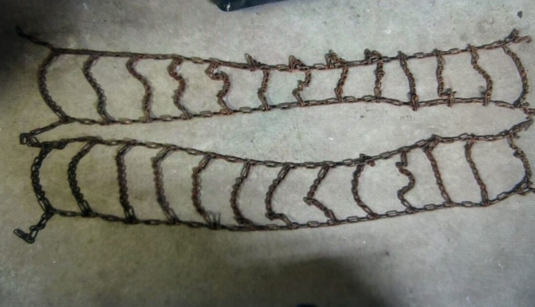 Used Semi truck tire chains