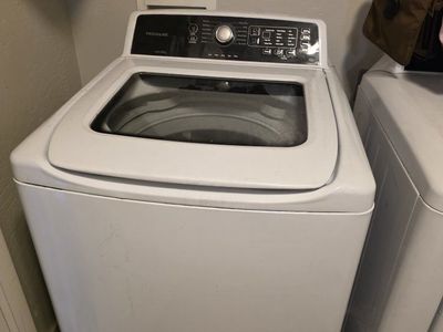 Fridgaire - Washer/Dryer Set