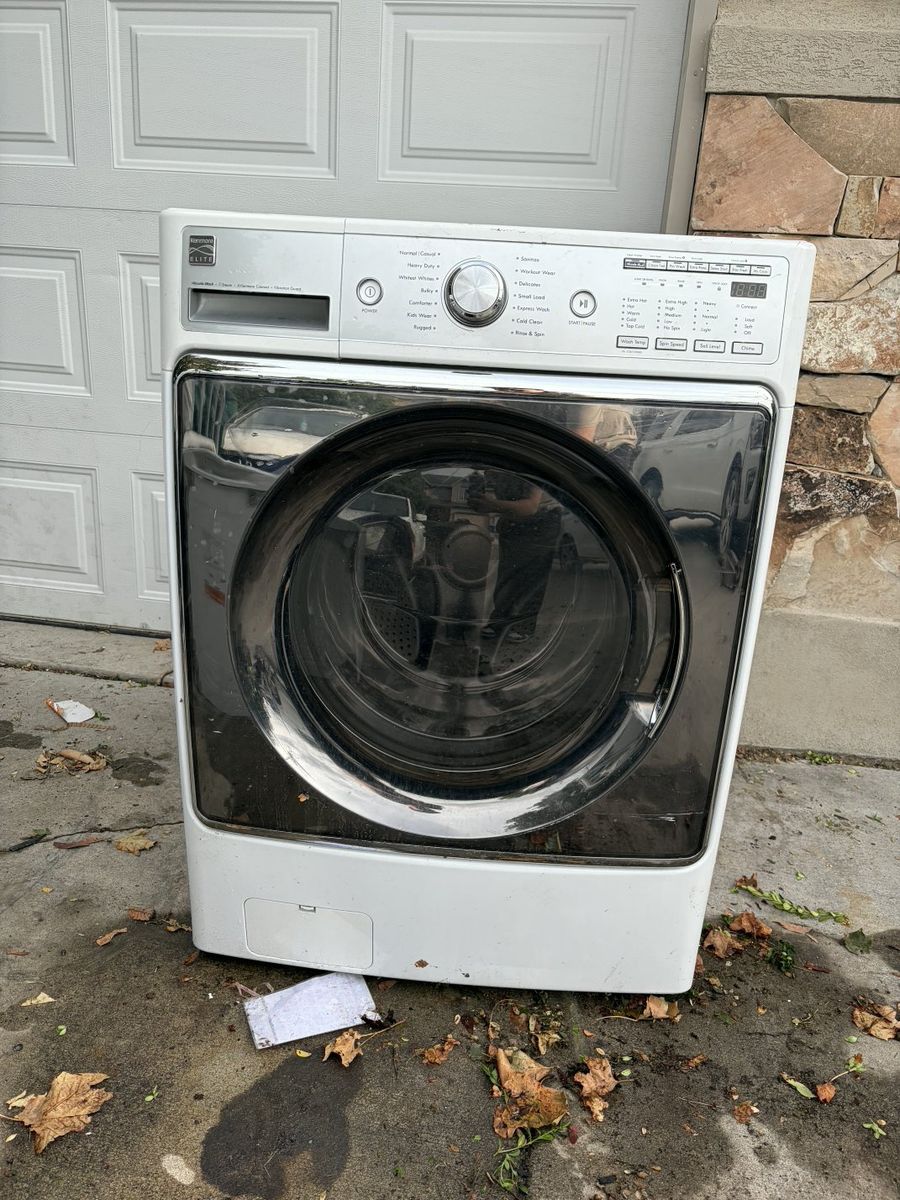 Kenmore Elite Front Load Washer White Front-Loading