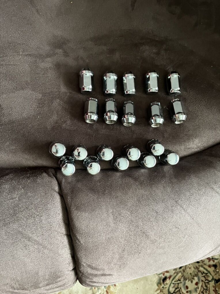 Lug Nuts