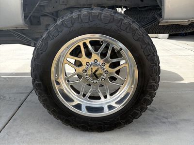 22x12 Ford Wheel And Tire Combo