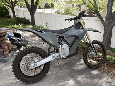 2024 Stark Varg Alpha 80 Hp With 11 Hours