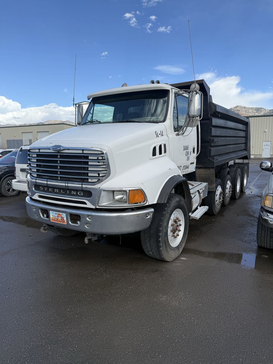 Dump Truck  And Pup Trailer 2007 Sterling Detroit