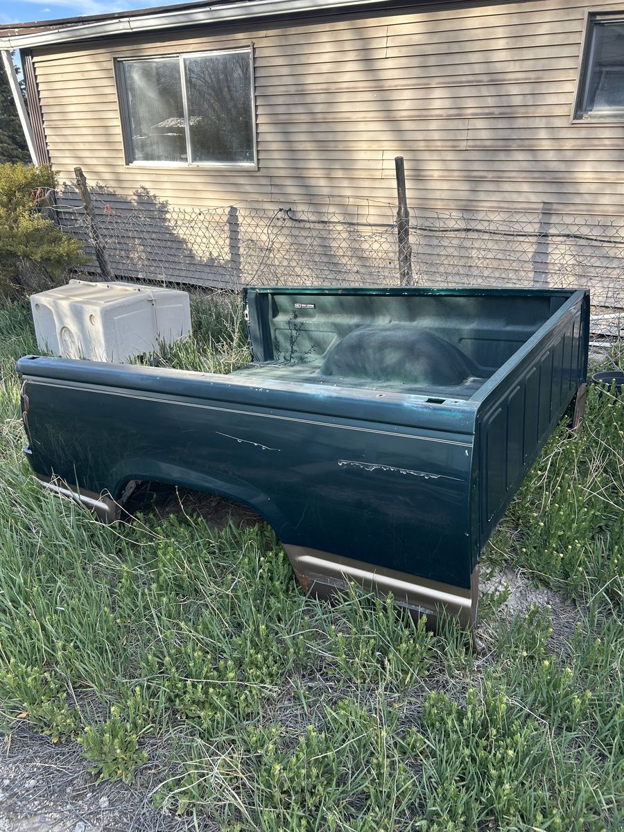 6ft Chevy bed