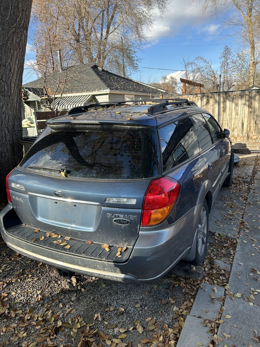 2005 SUBARU OUTBACK 3.0R LL Bean