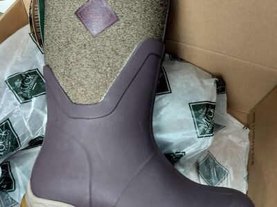 Rubber Muck Boots, Women's Size 7