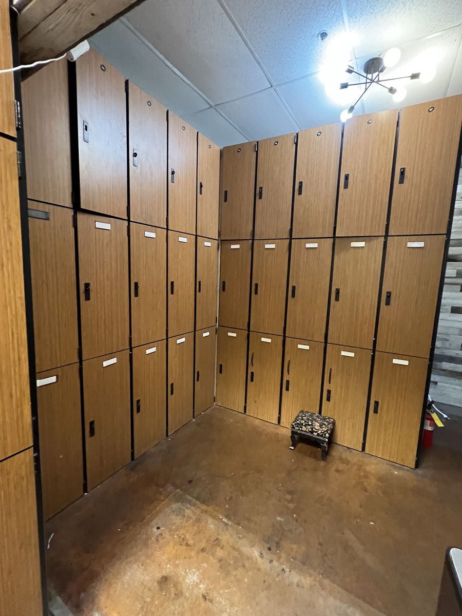 Commercial gym lockers!