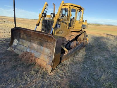 1993 D6H Dozer