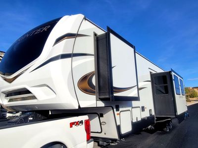 2022 Keystone Sprinter 35BH Fifth Wheel Trailer