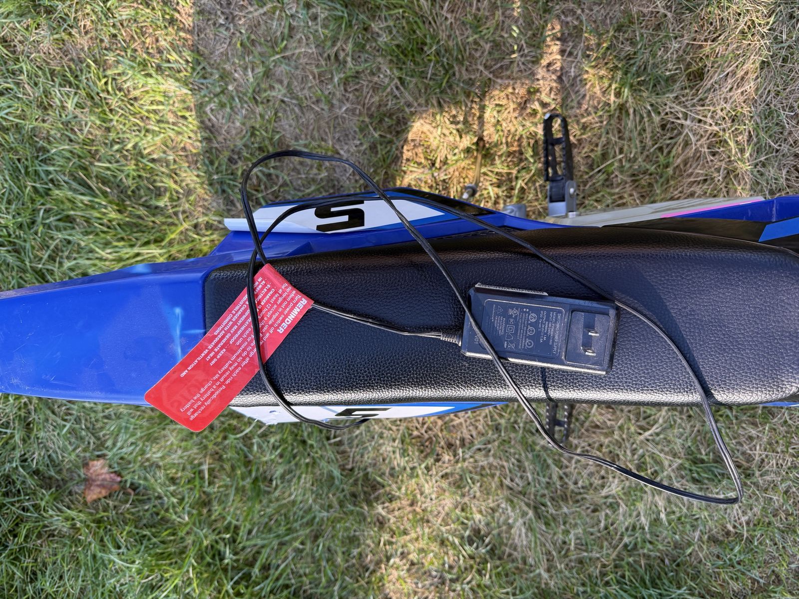 Main image 7