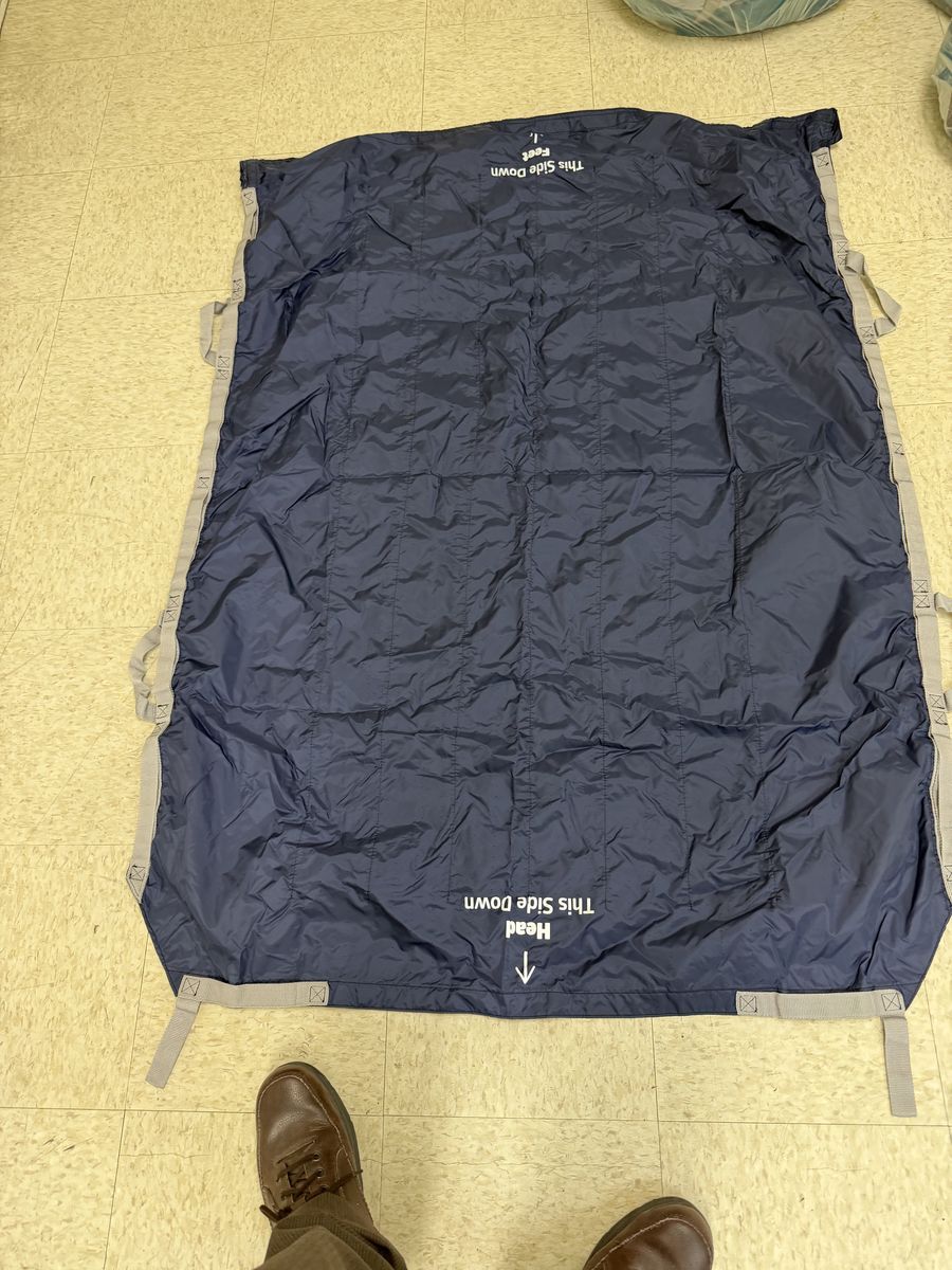 Like New heavy Duty Transfer Blanket
