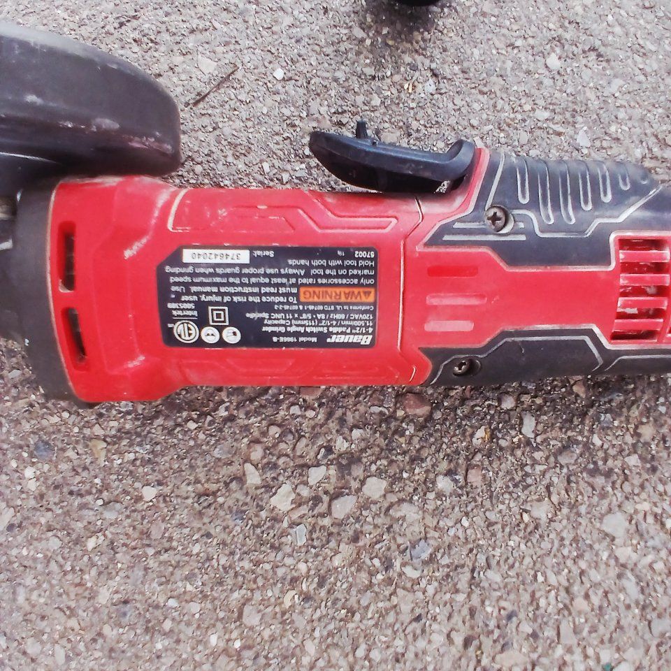 Bauer Y93EE-B 4-1/2" Corded Angle Grinder - Red/Black Power Tool