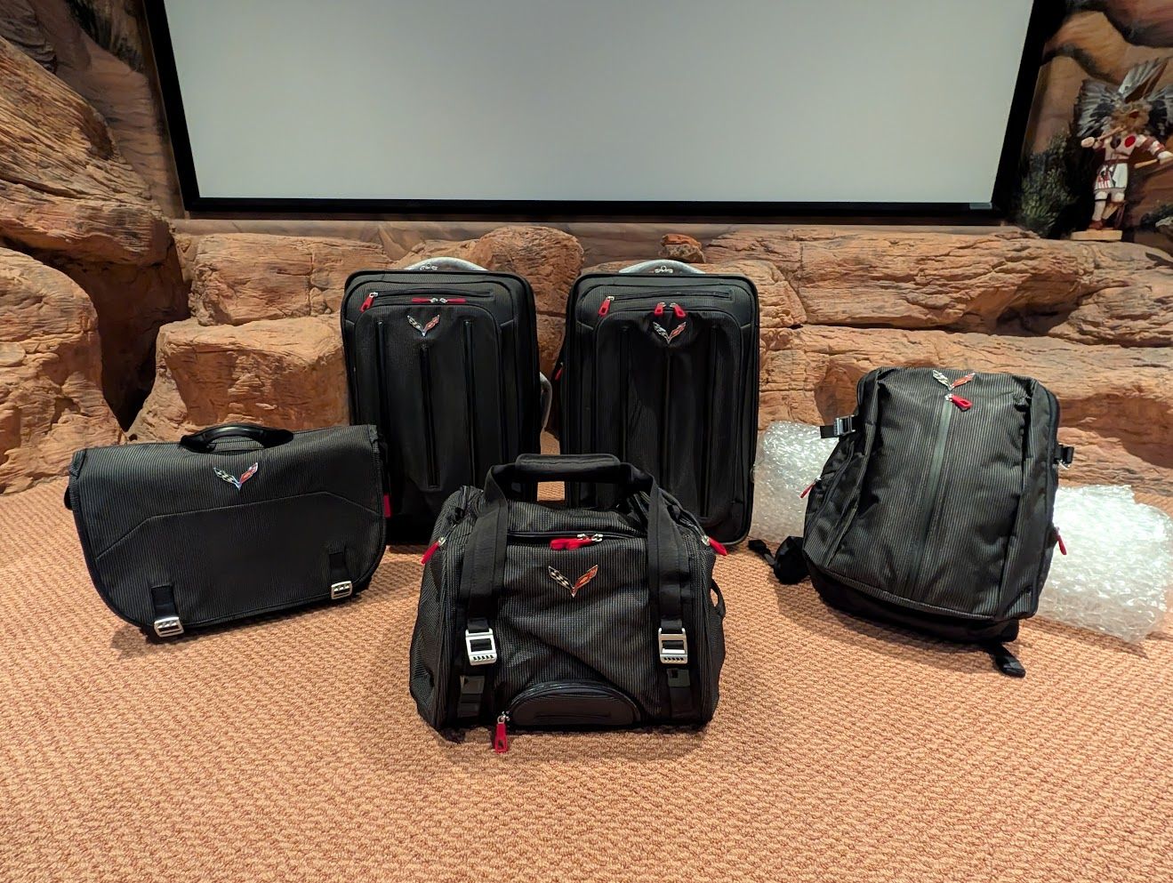 2014-2019 Corvette C7 5 Piece Luggage Set 22970472  OEM GM  NEW NEVER USED