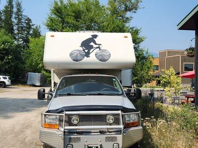 2003 FORD F550 LARIAT + 2007 LANCE 1131 CAMPER (package)