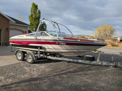 1994 Reinell open bow boat