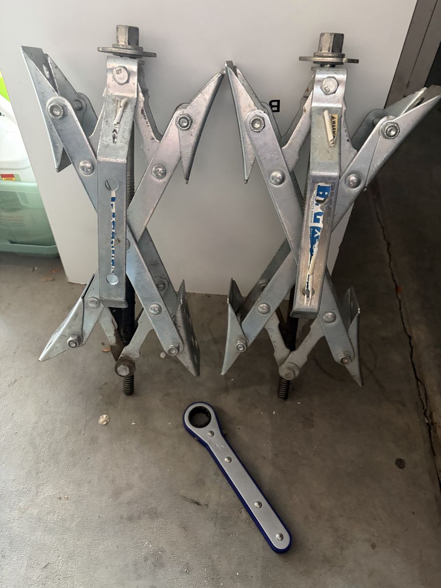 2 Tire Locking Chocks for trailers with ratchet wrench