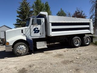 Peterbilt dump Truck