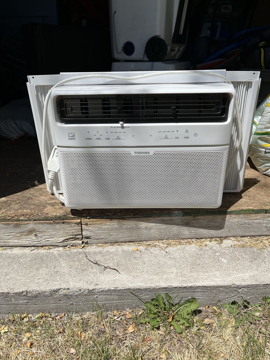 Toshiba Window A/C, 14500 btu