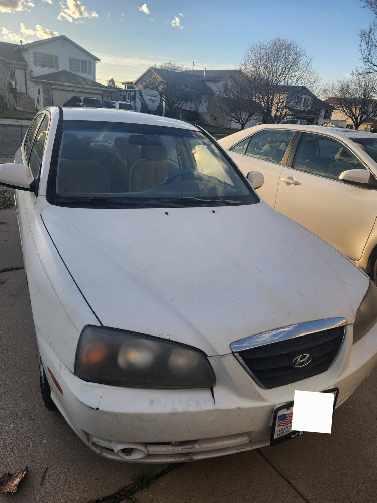 2004 HYUNDAI ELANTRA Base