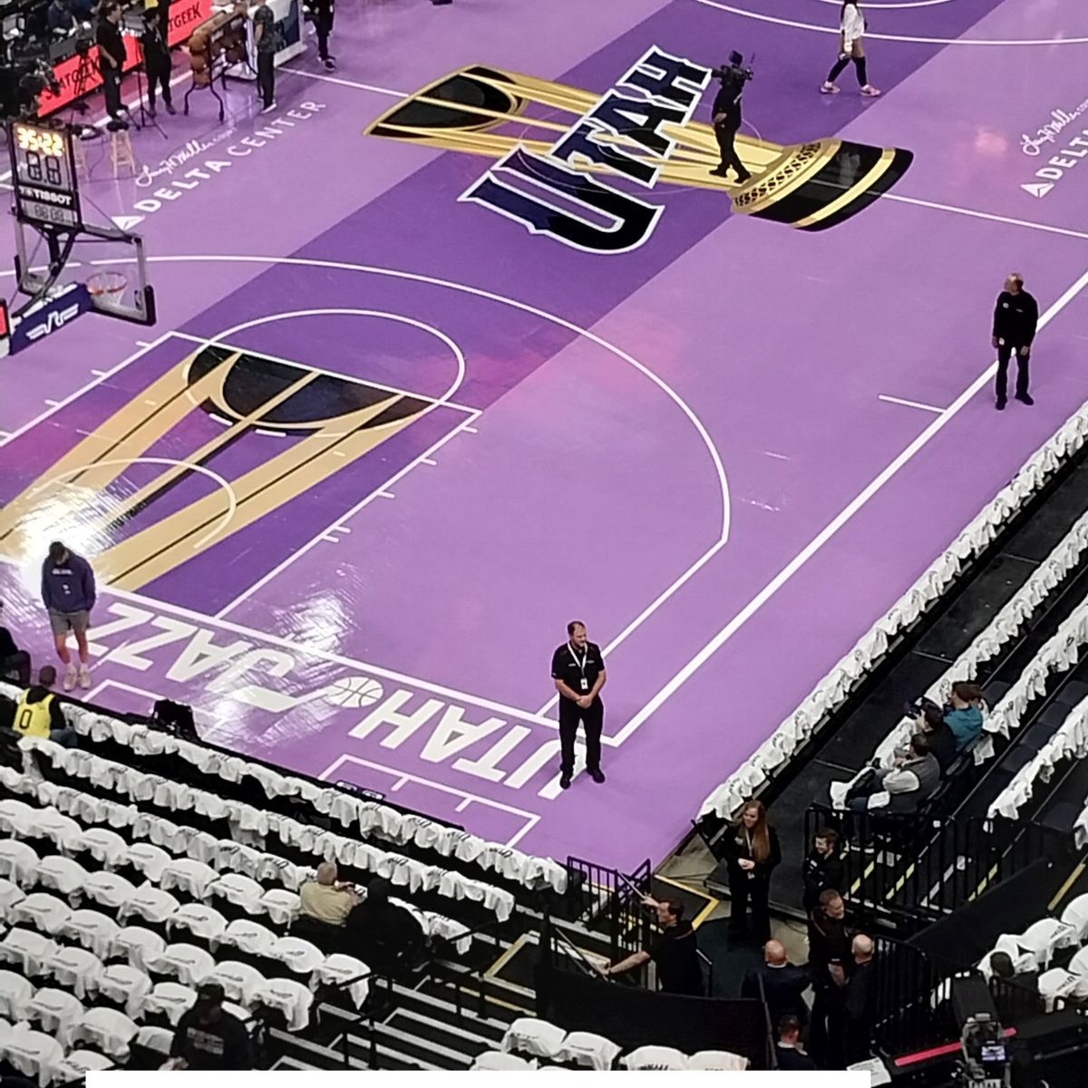 2, 3, 4 or 5 Front Row Aisle Seats. Must Sell.