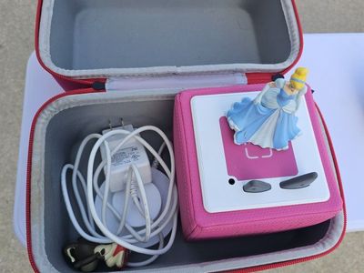 Tonie Box with 2 Figures