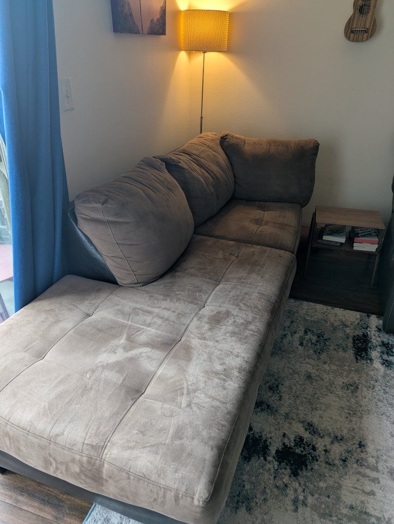 chase lounge couch